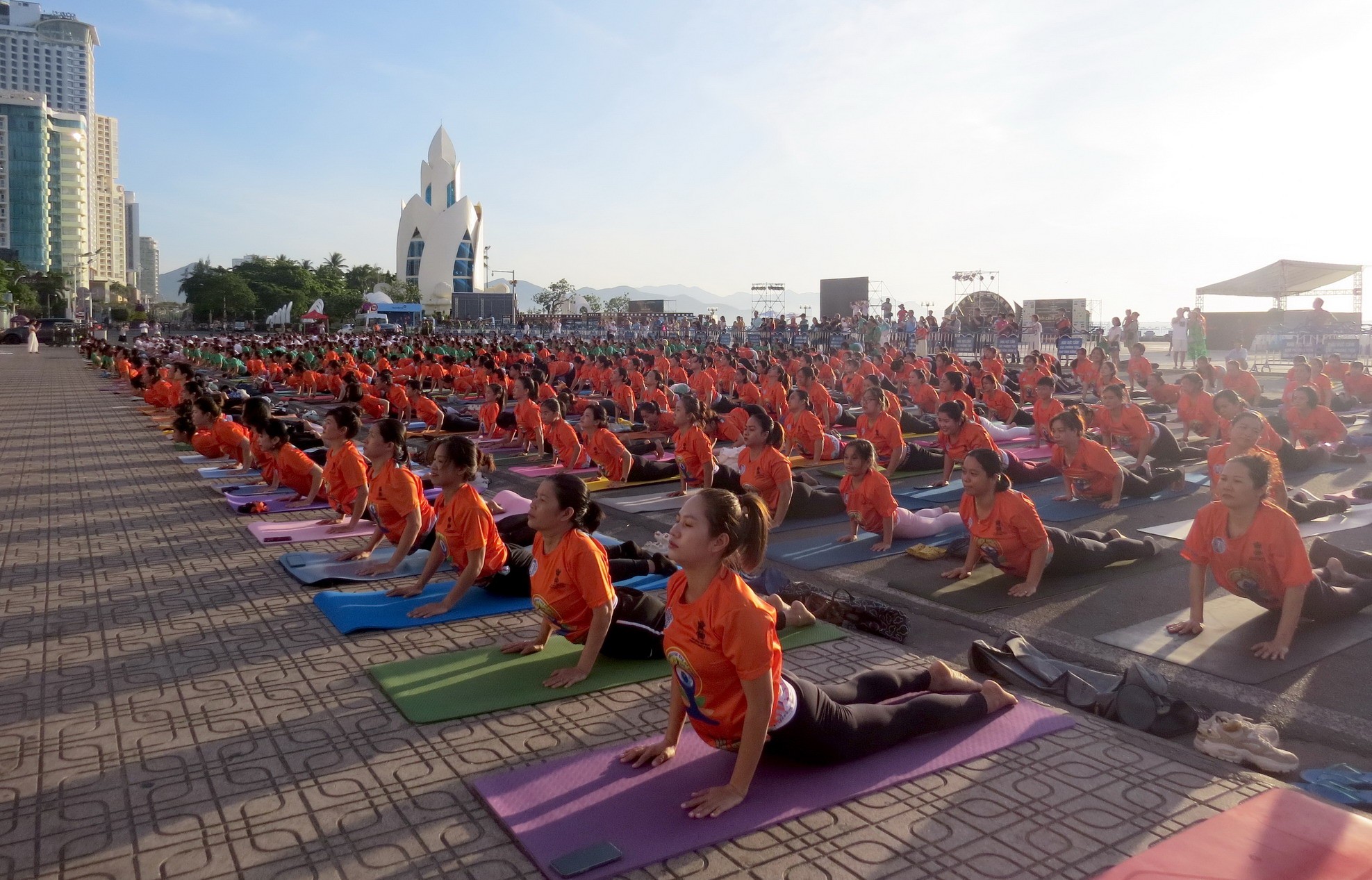 Khánh Hòa: Khoảng 1.200 người tham gia đồng diễn Yoga tại Tp.Nha Trang